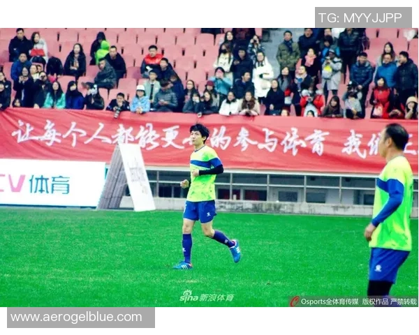 娄姓足球明星的传奇之路与成就探秘 娄姓足球明星的传奇之路与成就探秘