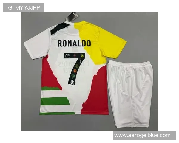 足球明星人员名单图片解析与背后故事揭秘，带你深入了解他们的职业生涯与成就